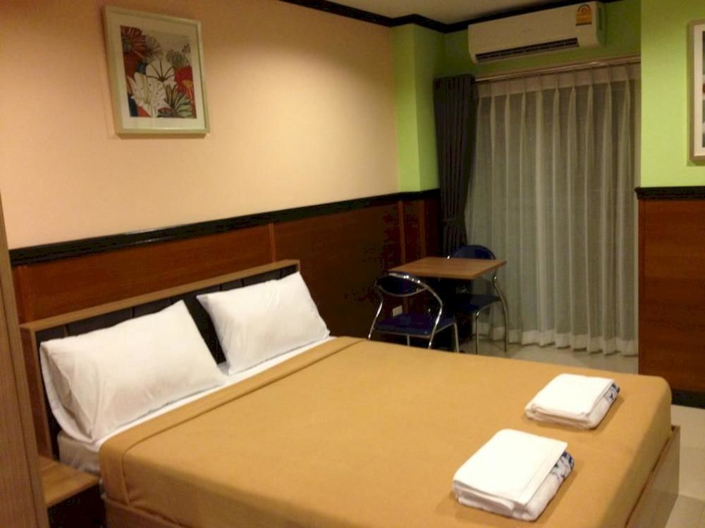 The Breton Hotel Media Bangkok Buitenkant foto