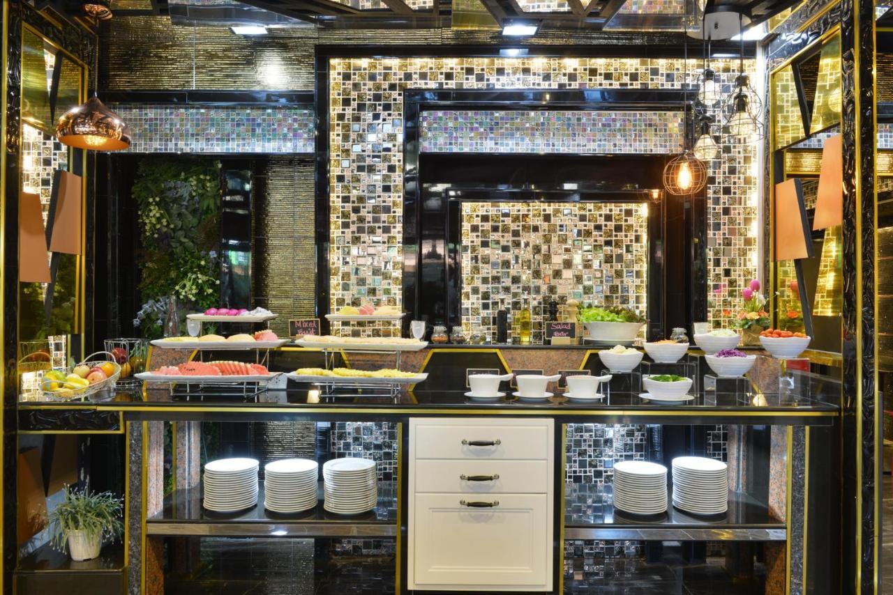 The Breton Hotel Media Bangkok Buitenkant foto