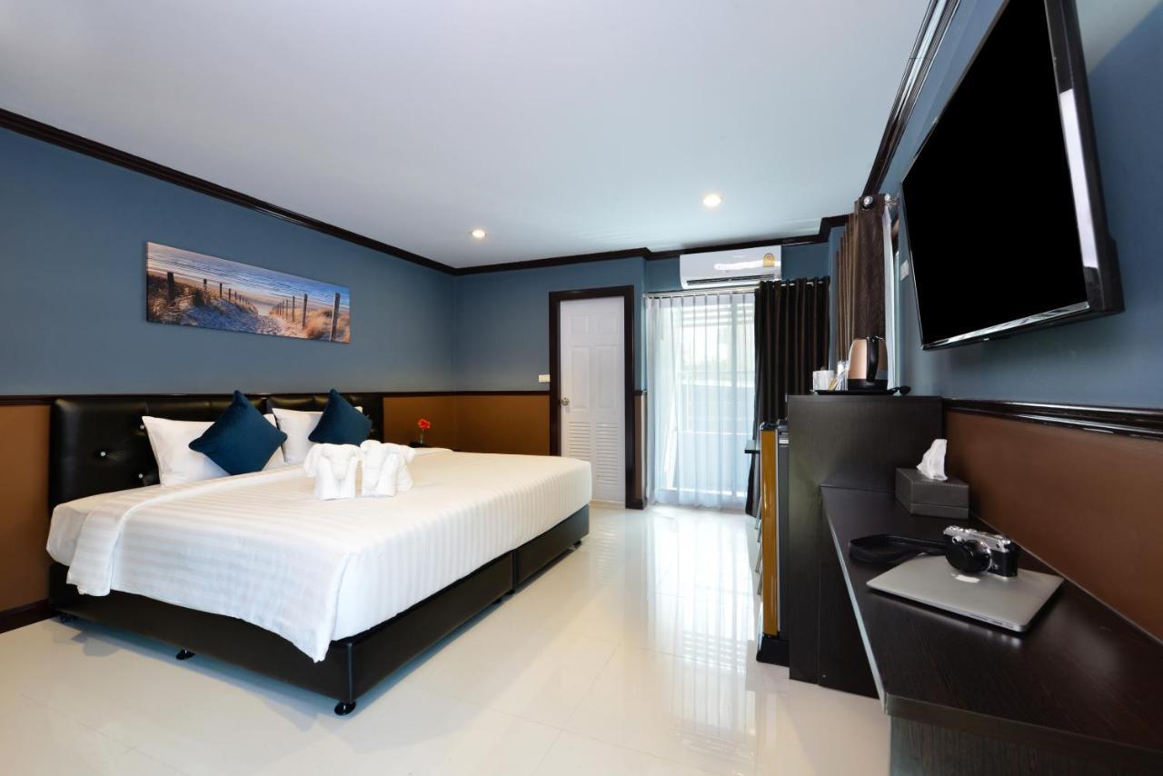 The Breton Hotel Media Bangkok Buitenkant foto